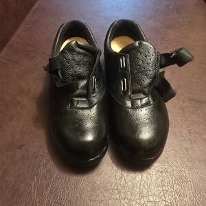 Drew Dress Shoes Size 8